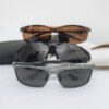 Quantum Polarized Eyeglasses